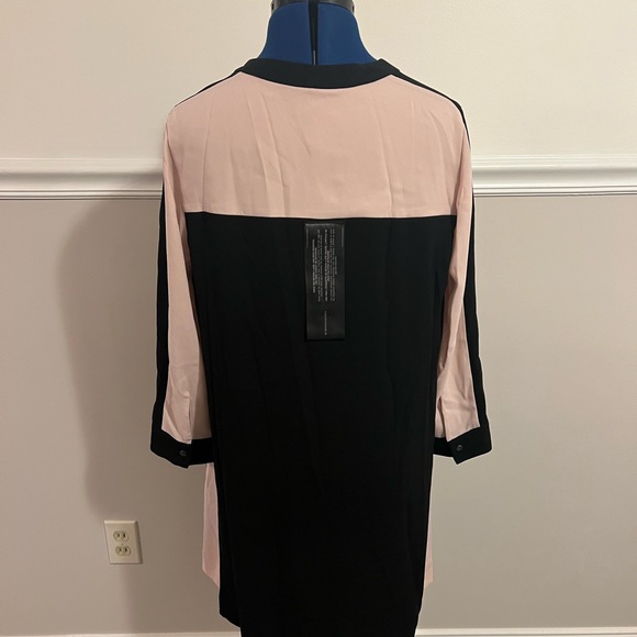 NWT BCBGMaxAzria Dress - Picture 4 of 6